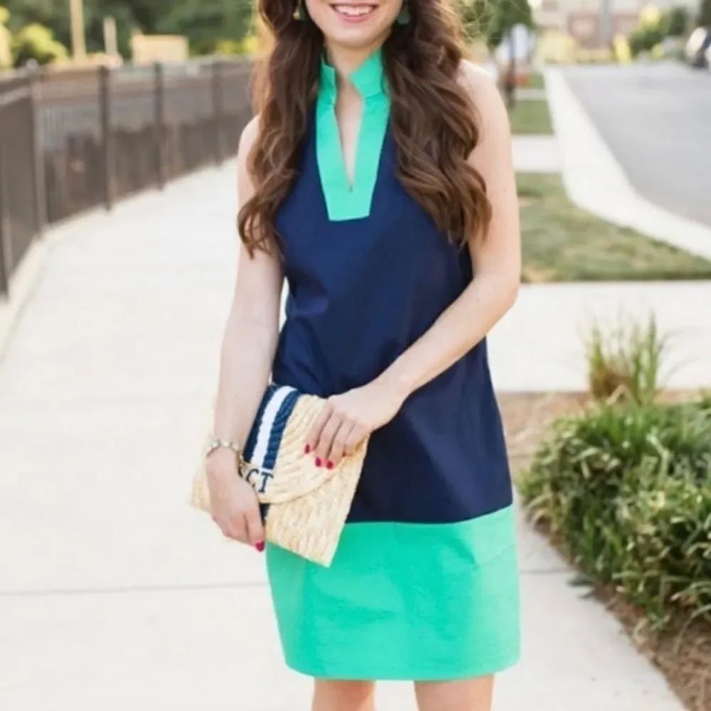 Sail to SableโNavy & Teal Sleeveless ShiftโDress